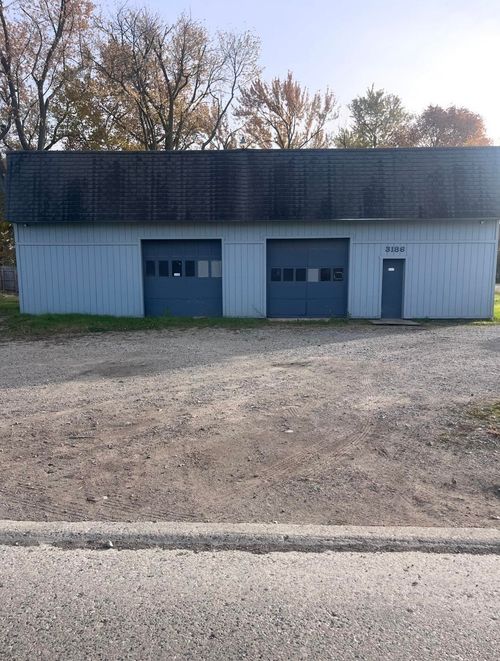 3186 E Atherton Rd, Burton, MI, 48529-1004 | Card Image