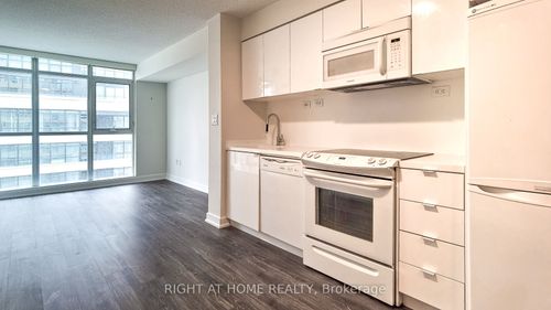 703-10 Capreol Crt, Toronto, ON, M5V4B3 | Card Image