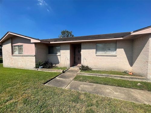 5126 Denoron Court Court, Houston, TX, 77048 | Card Image