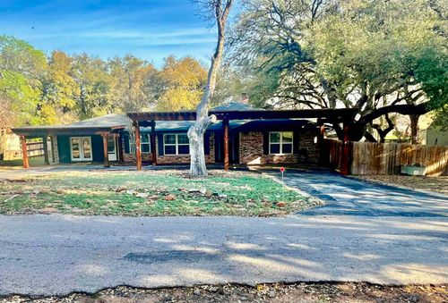 5303 Shady Oaks Cir, Kingsland, TX, 78639-4046 | Card Image