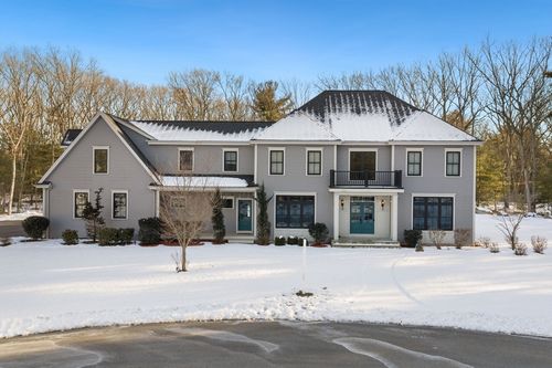 9 Coach Rd, Plainville, MA, 02762-5065 | Card Image