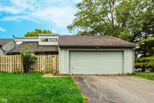 4965 Hawthorne Way, Avon, IN, 46123-9433 | Card Image