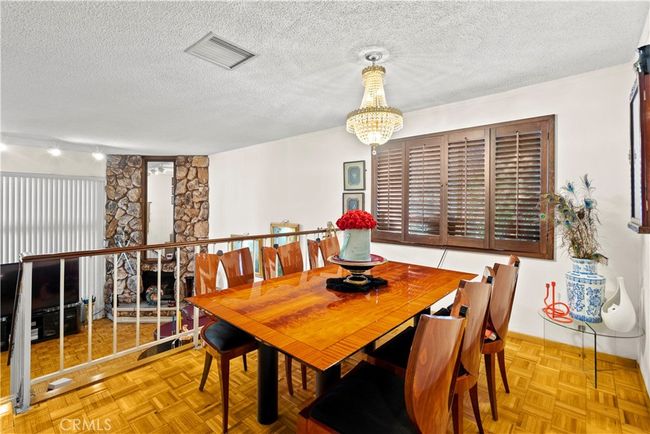 28 - 20224 Sherman Way, Townhouse with 3 bedrooms, 3 bathrooms and 2 parking in Winnetka CA | Image 4