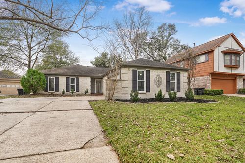 5710 Green Timbers Dr, Humble, TX, 77346-1931 | Card Image