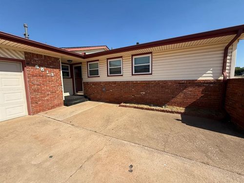 5813 Nw 66th St, Warr Acres, OK, 73132-7768 | Card Image