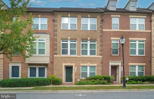 124 Community Center Ave, GAITHERSBURG, MD, 20878-4033 | Card Image