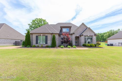 32 Westhaven Pl, Jackson, TN, 38305-1781 | Card Image