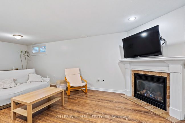 8 Dogwood Trail, House other with 5 bedrooms, 4 bathrooms and 4 parking in Ilderton ON | Image 36