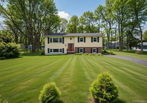 193 Kings Hwy, New City, NY, 10956-2725 | Card Image