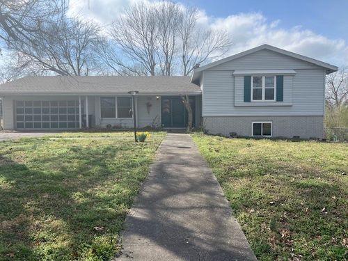 304 N Battle St, Prairie Grove, AR, 72753-3018 | Card Image