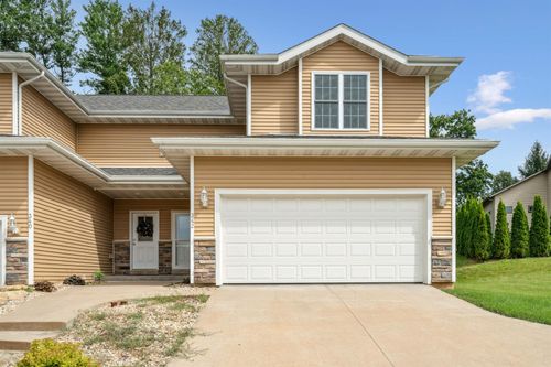 342 Waite Ln, Platteville, WI, 53818-1911 | Card Image