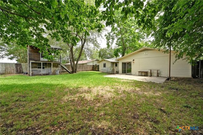 201 Hillcrest Dr, House other with 4 bedrooms, 2 bathrooms and null parking in Luling TX | Image 21