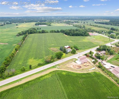 9476 W Michigan Ave, Saline, MI, 48176-8602 | Card Image