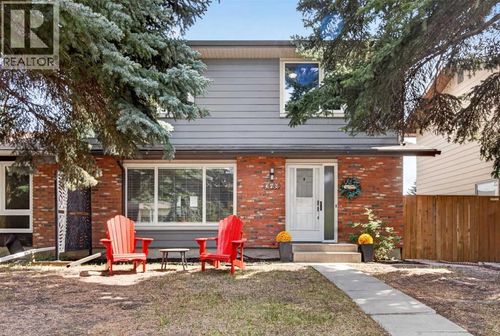 348 Midlake Blvd Se, Calgary, AB, T2X1M9 | Card Image