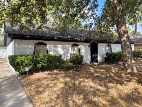 7211 Deep Forest Dr, Houston, TX, 77088-6624 | Card Image