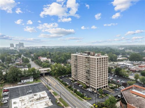 unit-906-1101 N Elm St, Greensboro, NC, 27401-1316 | Card Image