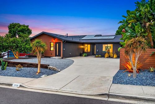1726 28 Red Barn Road, Encinitas, CA, 92024 | Card Image