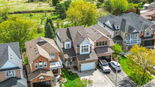19 Cotton St, Bowmanville, ON, L1C5H3 | Card Image