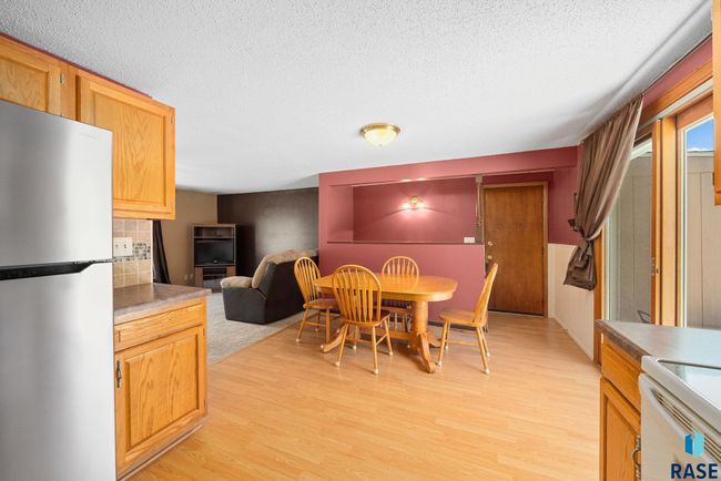 2013 E Sylvan Cir, House other with 4 bedrooms, 2 bathrooms and null parking in Brandon SD | Image 19