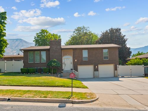 3076 N 650 E, North Ogden, UT, 84414-2045 | Card Image
