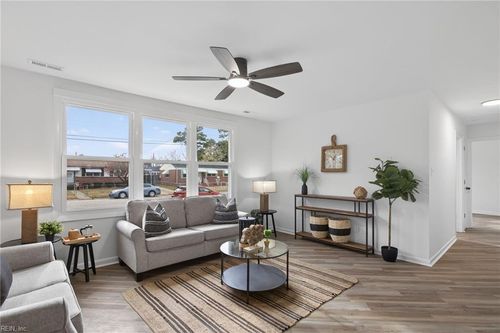 3005 Scotia Dr, Chesapeake, VA, 23325-3627 | Card Image