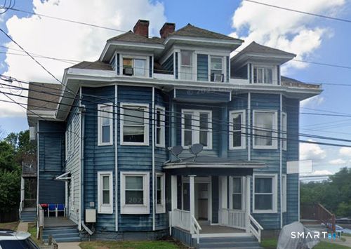 570 Broad St, Meriden, CT, 06450-5661 | Card Image