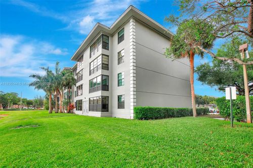 apt-202-1532 Whitehall Dr, Davie, FL, 33324-6664 | Card Image