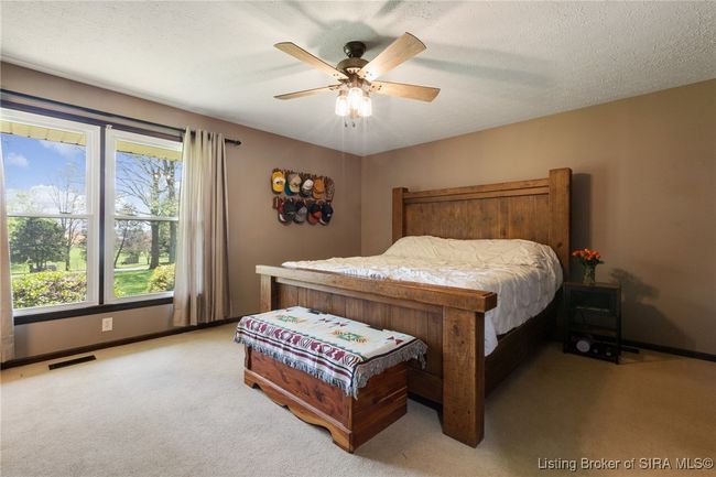 800 Yankee Way Sw, Home with 4 bedrooms, 4 bathrooms and null parking in Corydon IN | Image 8