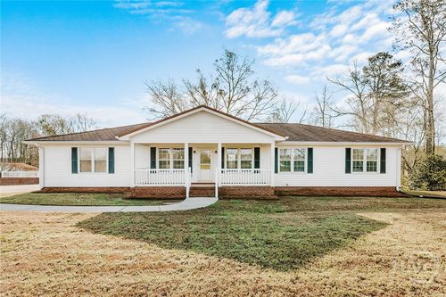 674 Yancey Rd, Arnoldsville, GA, 30619-1516 | Card Image