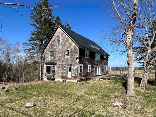10863 Highway 215, South Maitland, NS, B0N2H0 | Card Image