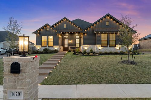 10201 Castleberry Ln, Waco, TX, 76712-4320 | Card Image