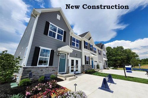 13 Divot Circle, Cuyahoga Falls, OH, 44313 | Card Image