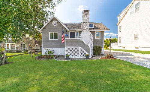34 Ridge Rd, Groton, CT, 06340-8929 | Card Image