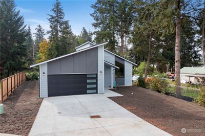 914 104th Street Ct S, House other with 3 bedrooms, 2 bathrooms and 2 parking in Tacoma WA | Image 3