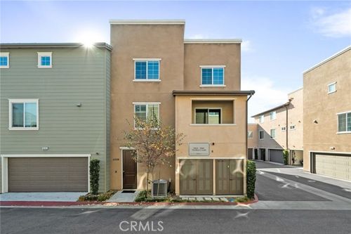 1038 Newberry Ln, Claremont, CA, 91711 | Card Image