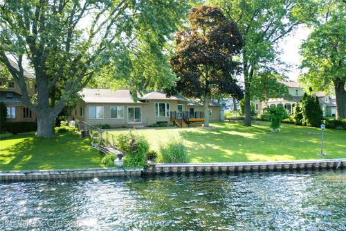 1861 Ladd Rd, Wolverine Lake, MI, 48390-2225 | Card Image