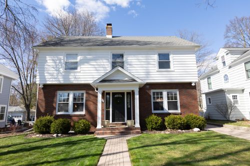 1517 Morton Ave, Ann Arbor, MI, 48104-4438 | Card Image