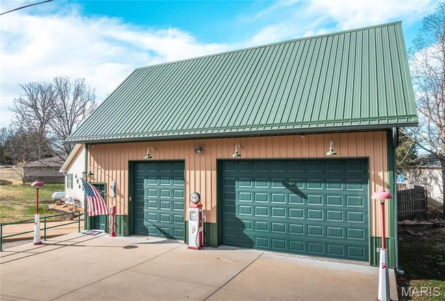 Detached Garage | Image 43
