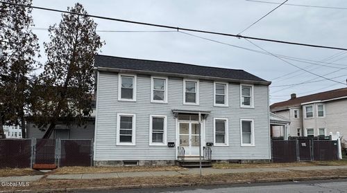 25 13th St, Watervliet, NY, 12189-3320 | Card Image