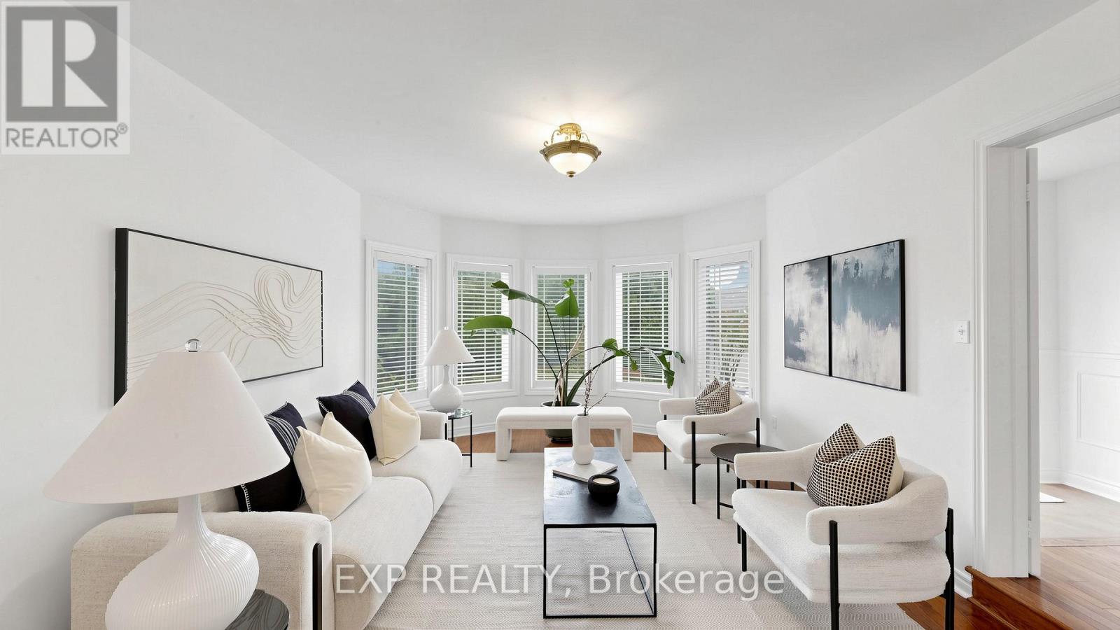 Residential in Halton Hills (Georgetown) 4