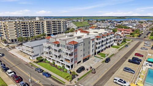 205-408 E Myrtle Rd, Wildwood Crest, NJ, 08260-3955 | Card Image
