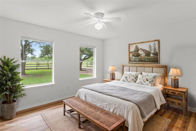 9528 Gates Loop, House other with 3 bedrooms, 2 bathrooms and null parking in Manvel TX | Image 13