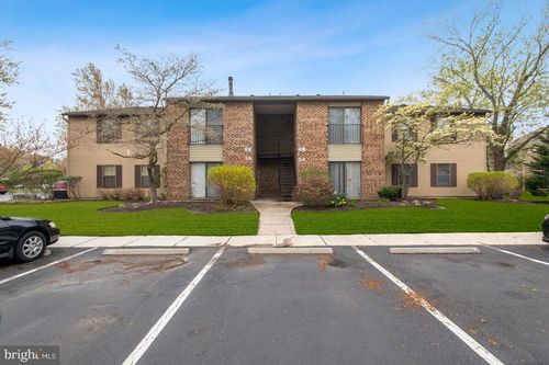 5 Sumac Ct, MOUNT LAUREL, NJ, 08054-3618 | Card Image
