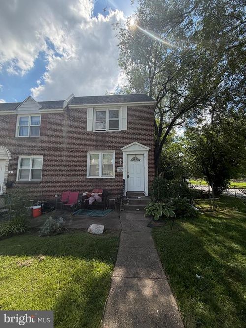 2 Ashbourne Rd, DARBY, PA, 19023-1106 | Card Image