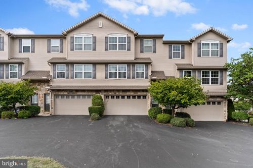 424 Mercury Dr, MECHANICSBURG, PA, 17050-5215 | Card Image