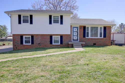 517 Morrison Dr, Clarksville, TN, 37042-6128 | Card Image