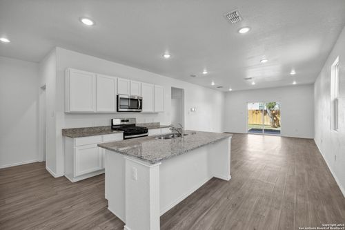 5719 Hematite Rim, San Antonio, TX, 78222-4861 | Card Image