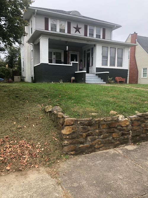 2225 Crest St, Ashland, KY, 41101-4907 | Card Image