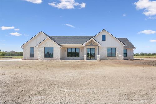 569 Lacek Mill Rd, China Spring, TX, 76633-4304 | Card Image