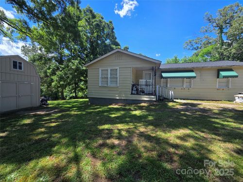 8334 Oaktree Rd, Sharon, SC, 29742-8807 | Card Image